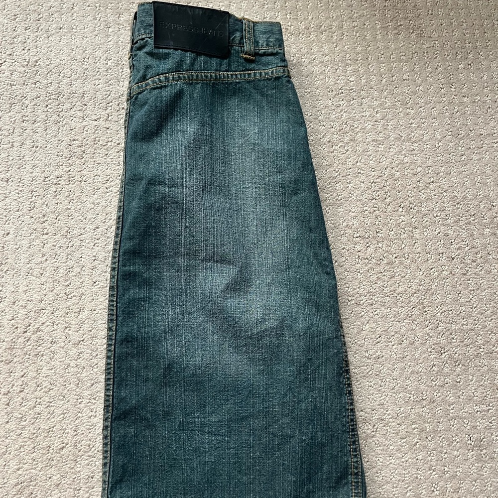 Cute denim skit for the fall! - Picture 2 of 3